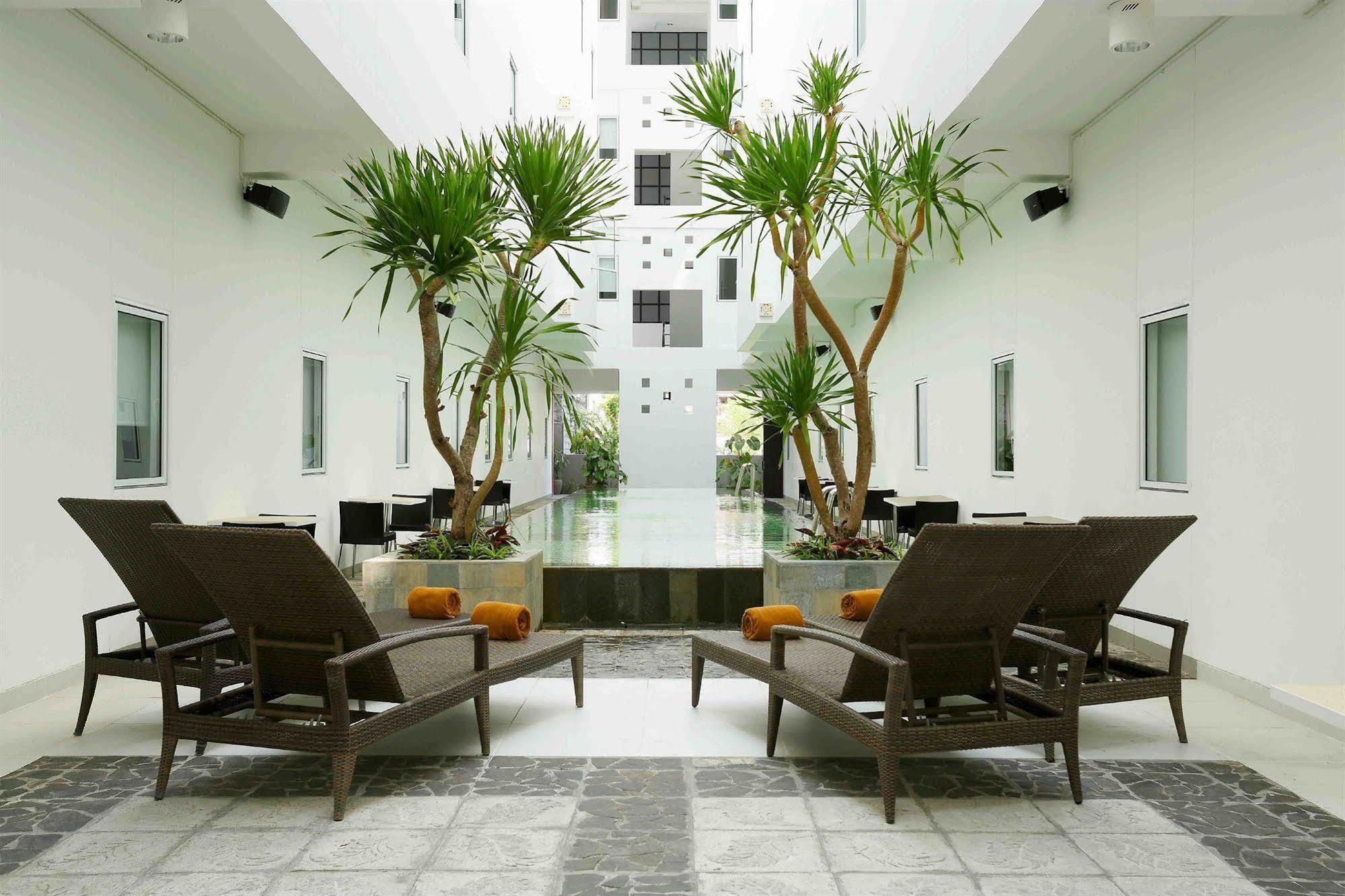 Amaris Hotel Sunset Road - Bali Kuta Lombok Eksteriør bilde
